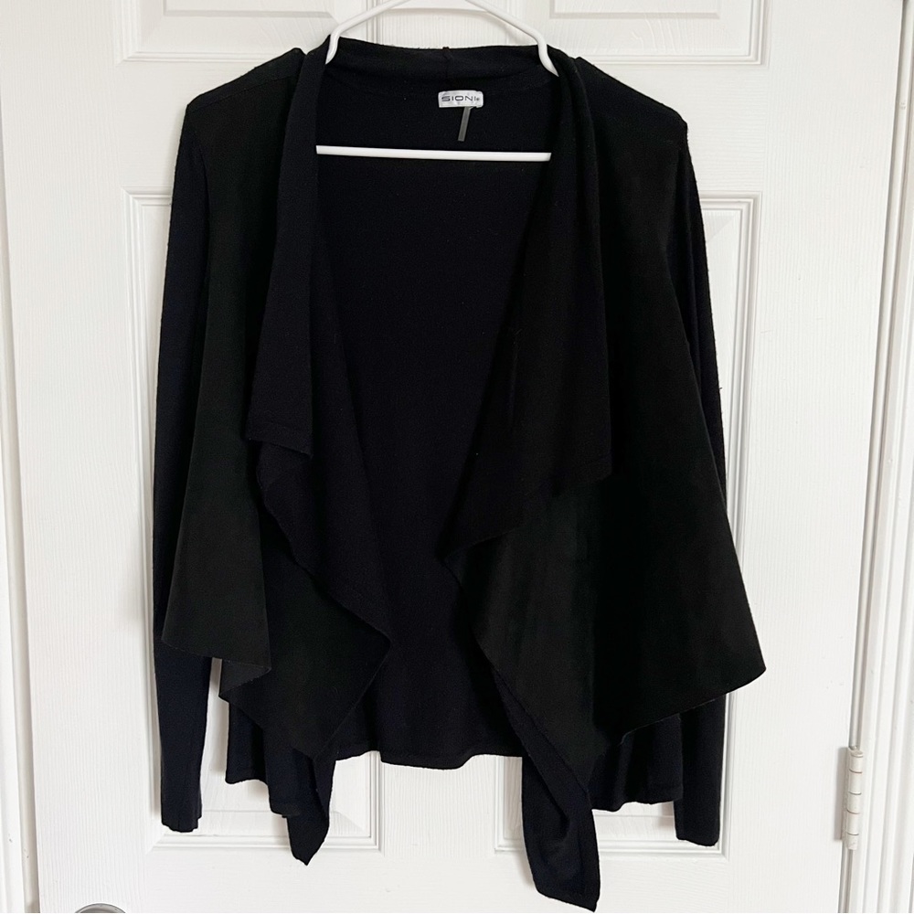 Sioni | Drape-Front Asymmetrical-Hem Cardigan
